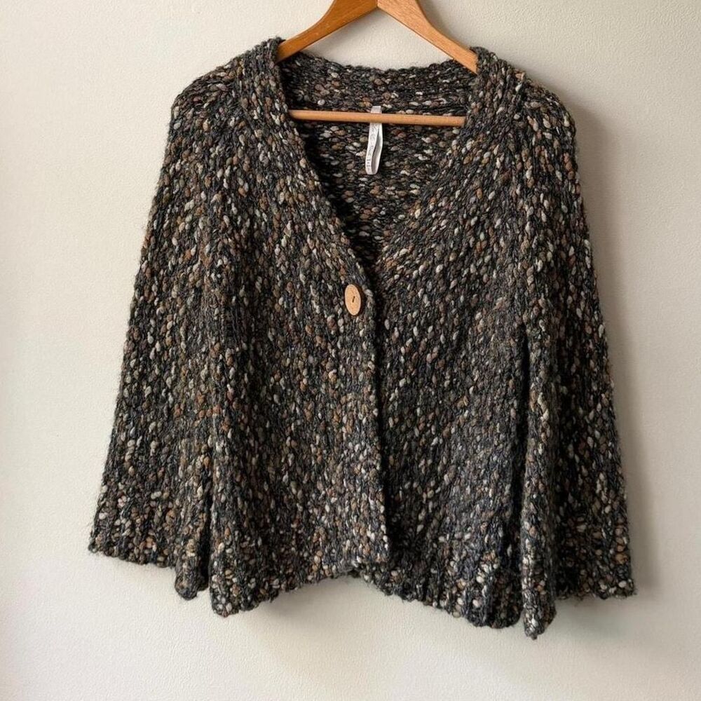 Leo & Nicole earthy chunky knit cardigan